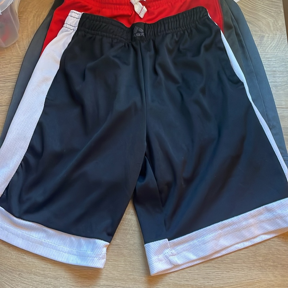 Bundle of 7 shorts size 5T - Picture 6 of 15